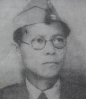 謝唯進(1904~1978),名芝祥,號用常,重慶市璧山區(qū)人。早年赴法國勤工儉學,后留學英國、德國,掌握英、德、俄、西班牙等多國語言。1925年加入共青團旅歐支部,次年轉為中共黨員。1936年10月,受中共派遣加入由共產(chǎn)國際主持的西班牙人民反法西斯國際縱隊,參加馬德里、中線、東線大反攻及突破布諾河防線等戰(zhàn)役。此后到重慶,在中共南方局領導下,以開診所為掩護繼續(xù)從事國際統(tǒng)戰(zhàn)和情報調(diào)查工作,為黨的事業(yè)做出了積極貢獻。被周恩來、朱德等中共領導人譽為“杰出的反法西斯國際主義戰(zhàn)士”。
