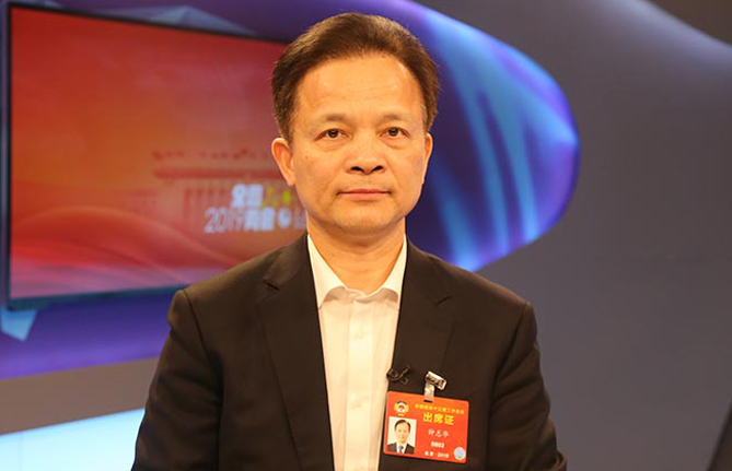 全國(guó)政協(xié)委員、中國(guó)工程院副院長(zhǎng)鐘志華：推進(jìn)工程教育改革與創(chuàng)新創(chuàng)業(yè)創(chuàng)造